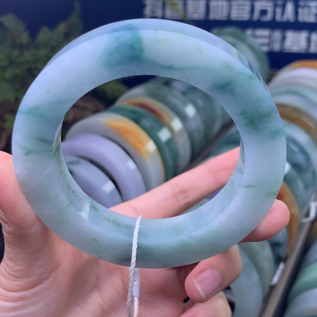 定制翡翠未镶嵌手镯定制不退不换