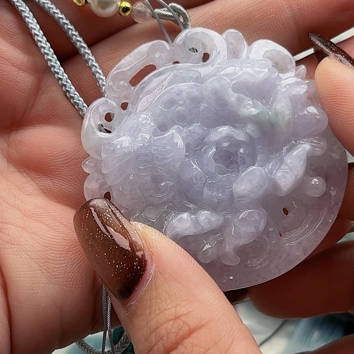 翡翠未镶嵌颈饰挂件