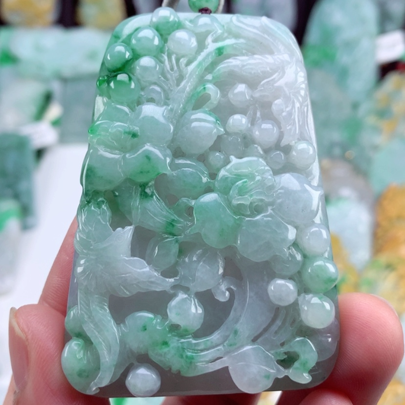 【闪购商品】翡翠吊坠(不含链)未镶嵌