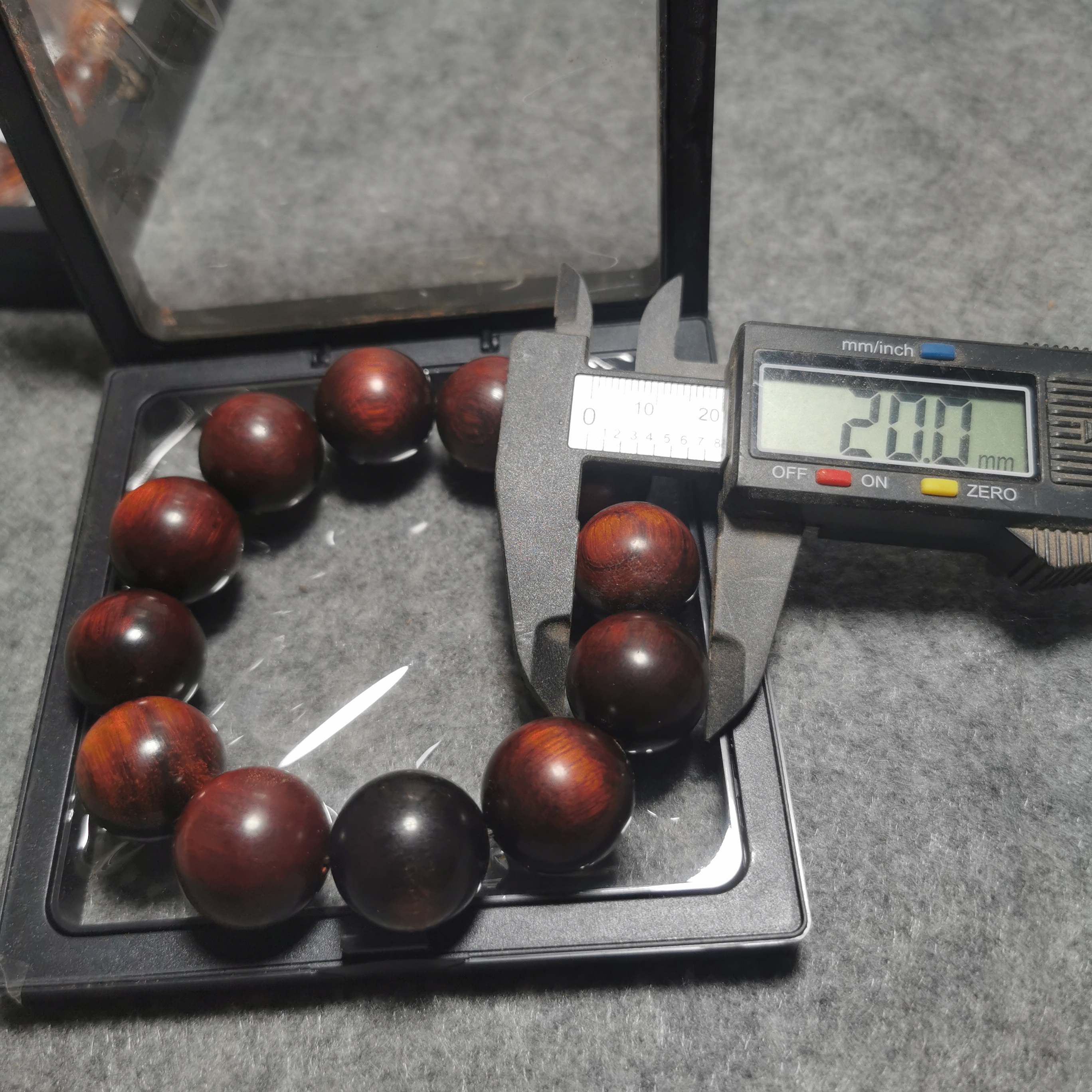 02，小叶紫檀20尺寸，12颗无暇，纯手工制作无科技一物一拍。