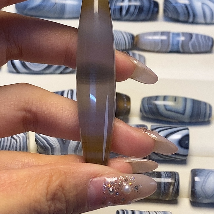 娉***兰玛瑙/玉髓合金蓝沁