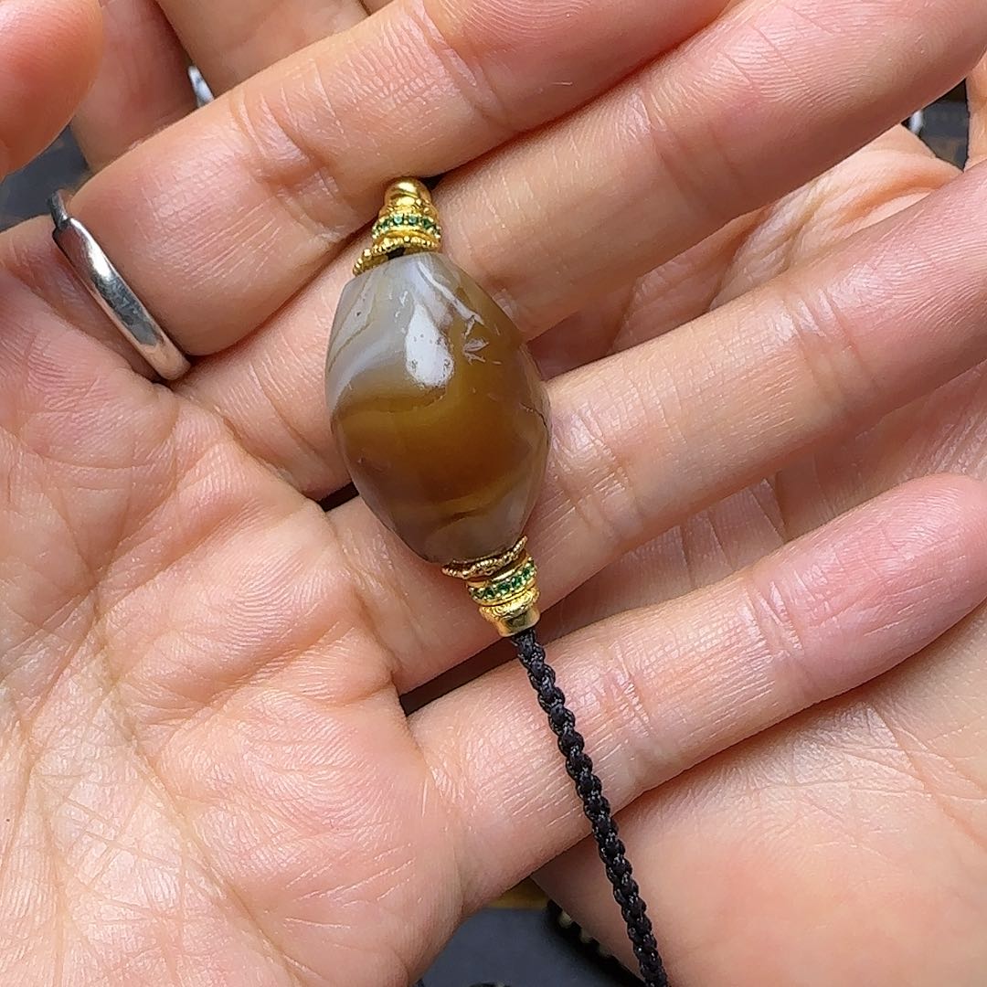 【闪购商品】玛瑙/玉髓颈饰未镶嵌国****嘎吊坠