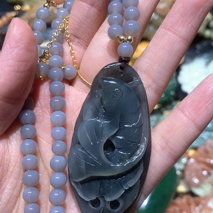 岫玉未镶嵌毛衣链