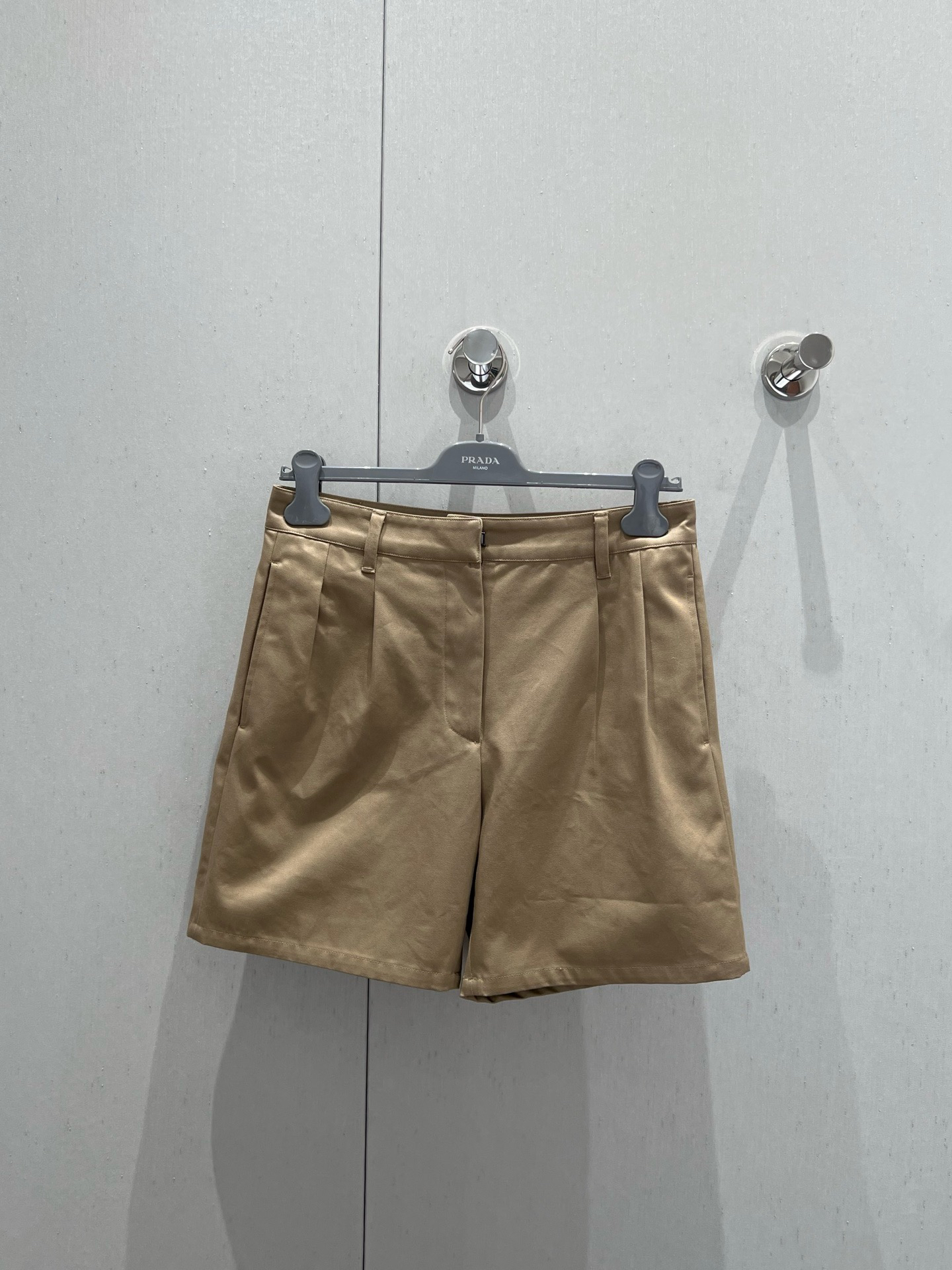 【米果精选】2025新款纯色高腰百搭休闲五分裤