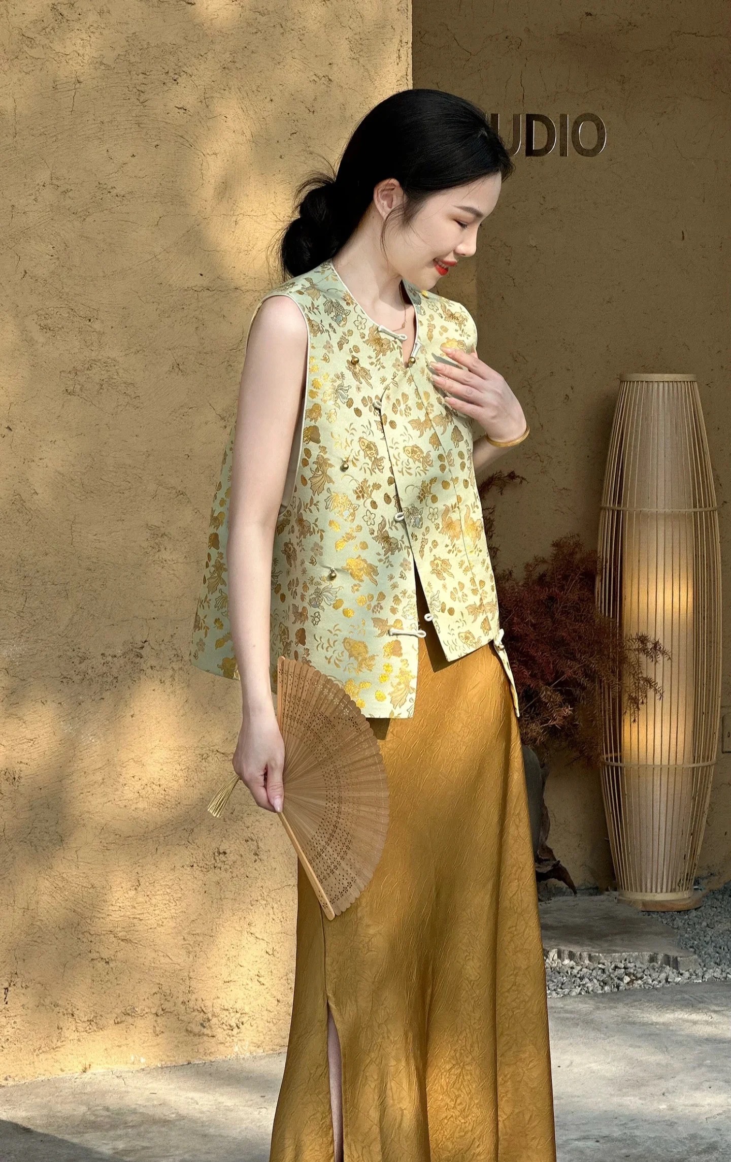 百搭时尚女装裙子上衣