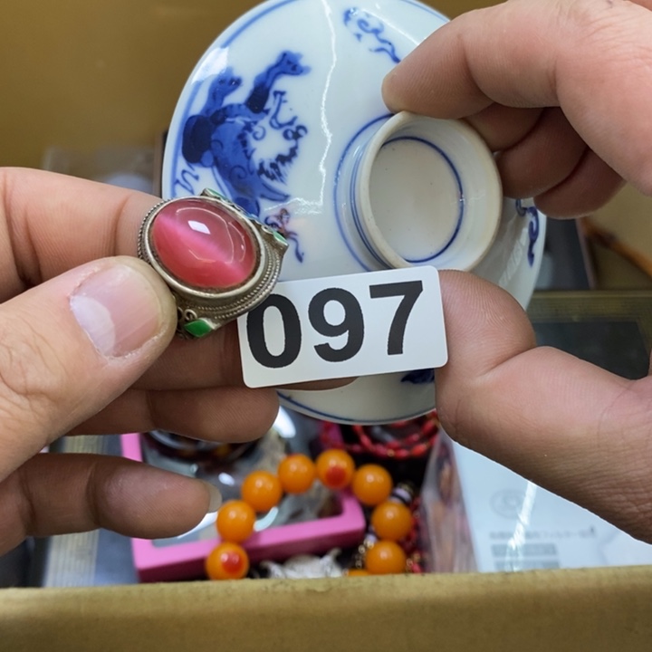 瓷片哦哦哦哦哦哦哦