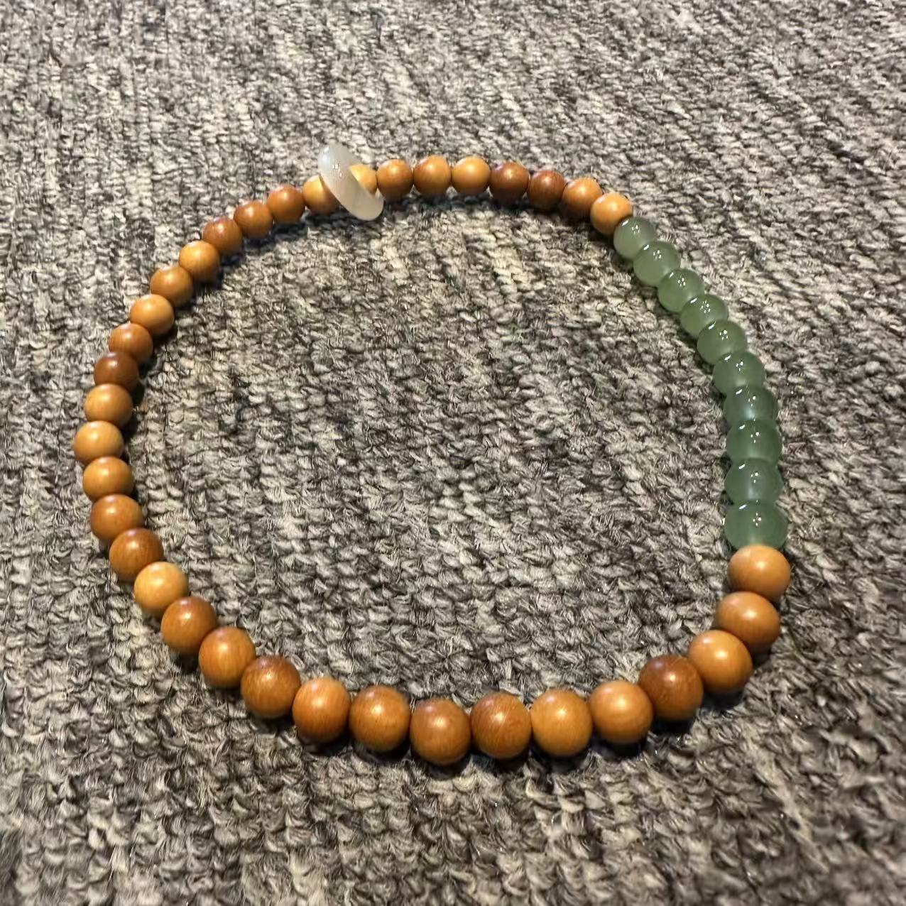 走进万家专属 F080 手串