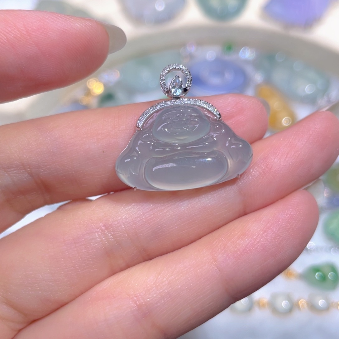 颈饰18K金镶嵌翡翠翡翠