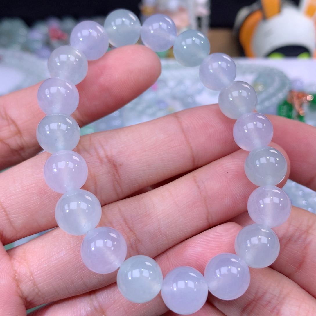 翡翠手链未镶嵌翡翠