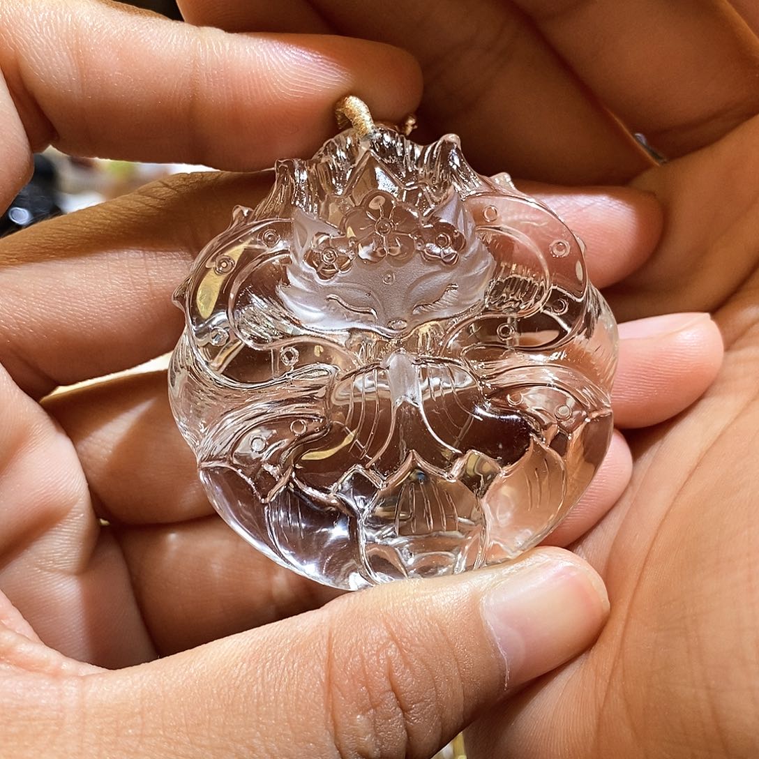 S****未镶嵌颈饰水晶水晶