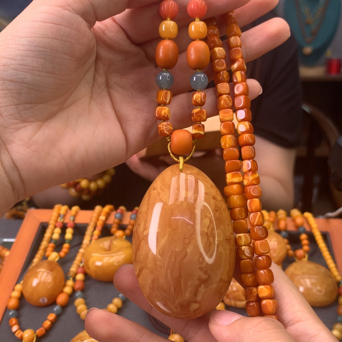 蜜蜡颈饰未镶嵌天然