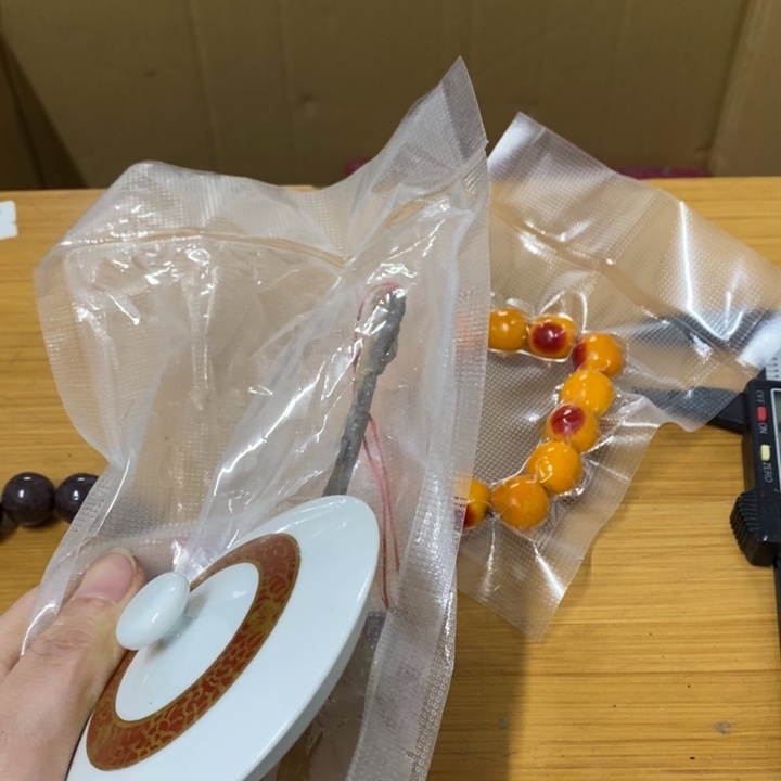 瓷片哈中古工艺品一件