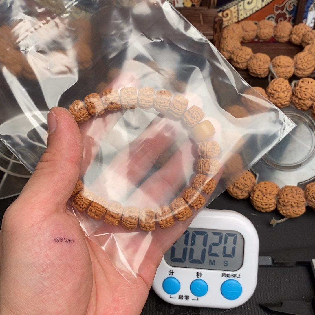 金刚菩提吊坠藤***…35啊啊啊啊啊啊