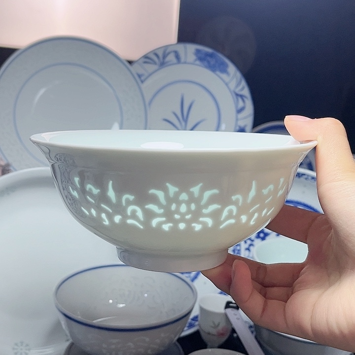 碗雕塑缠枝莲六寸面碗