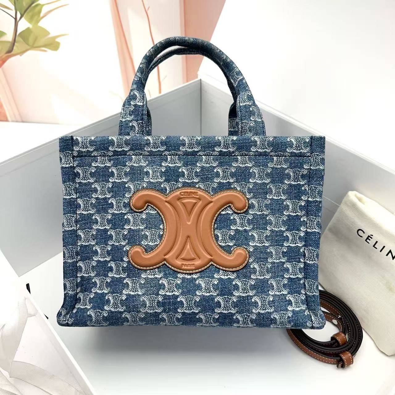 95新 Celine/思琳 安安/箱包/TYP882512090479