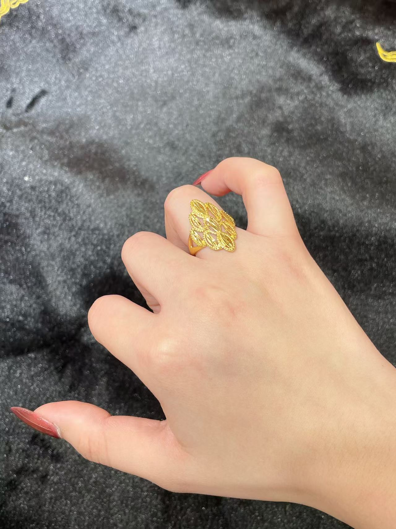 【丁老头甄选】菱形錾刻开口戒指40134