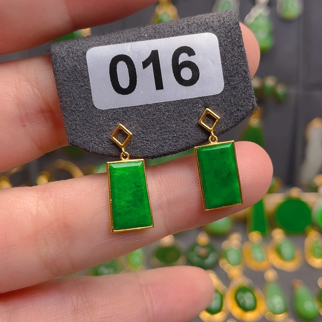 翡翠18K金镶嵌耳饰1480耳钉