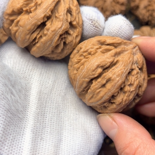 潇***走文玩核桃吊坠秦岭核桃15