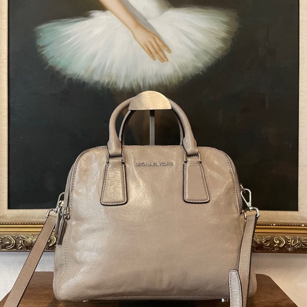 95新 MICHAEL KORS/迈克高仕 mk斜挎包/003591/尺寸31*23