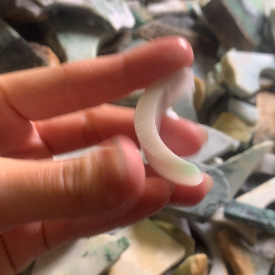 翡翠颈饰未镶嵌缅甸翡翠