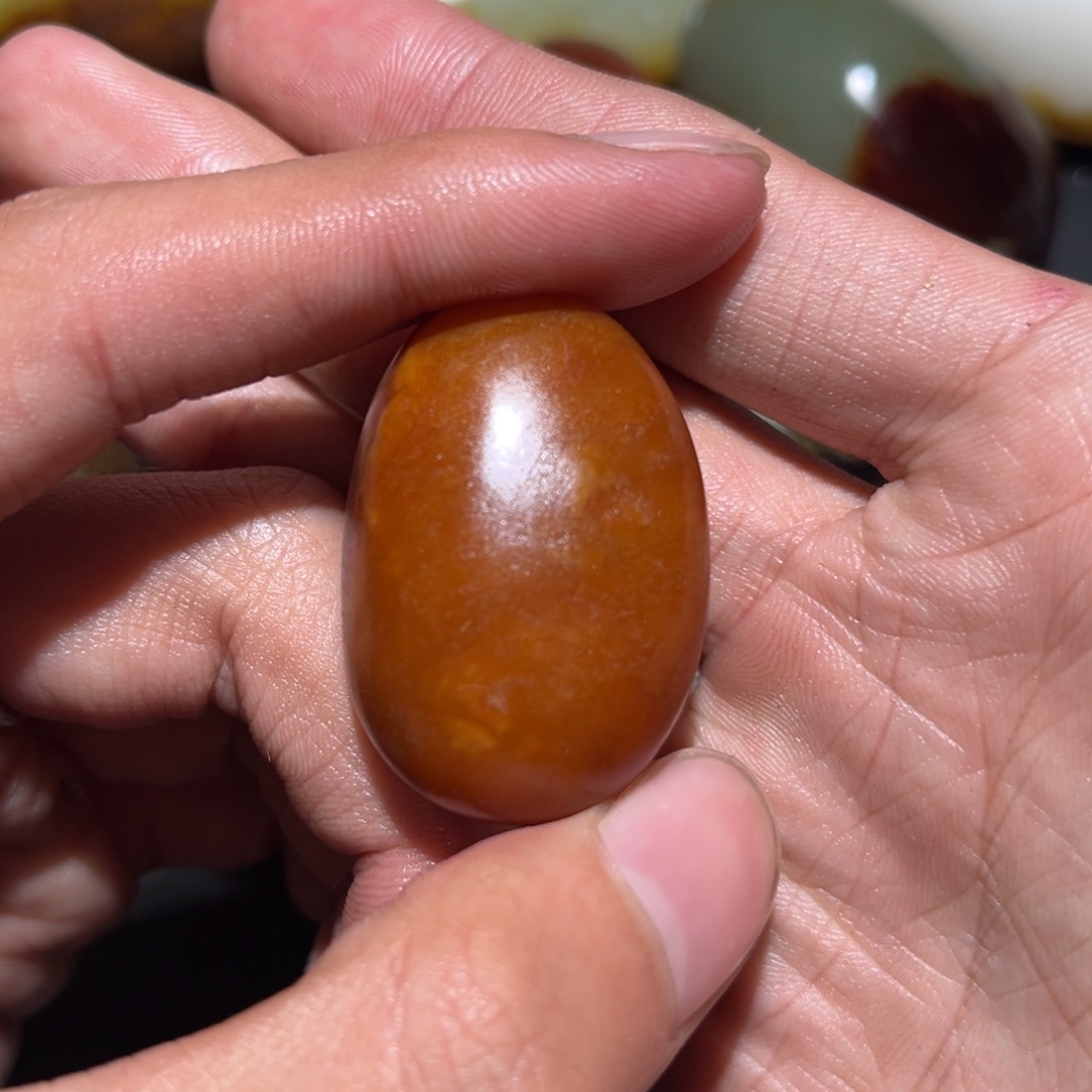 和田玉未镶嵌珠宝奇石