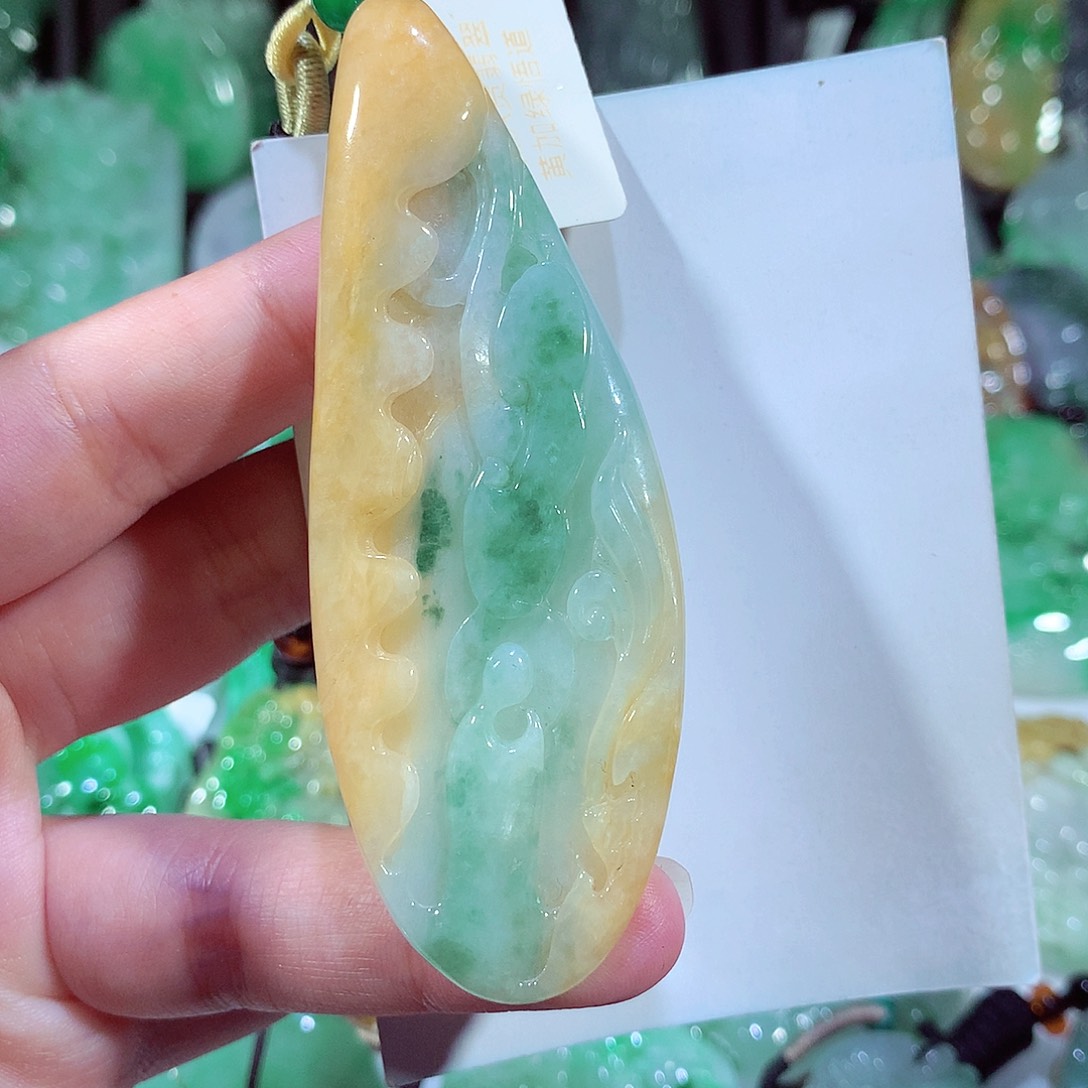翡翠吊坠(不含链)未镶嵌