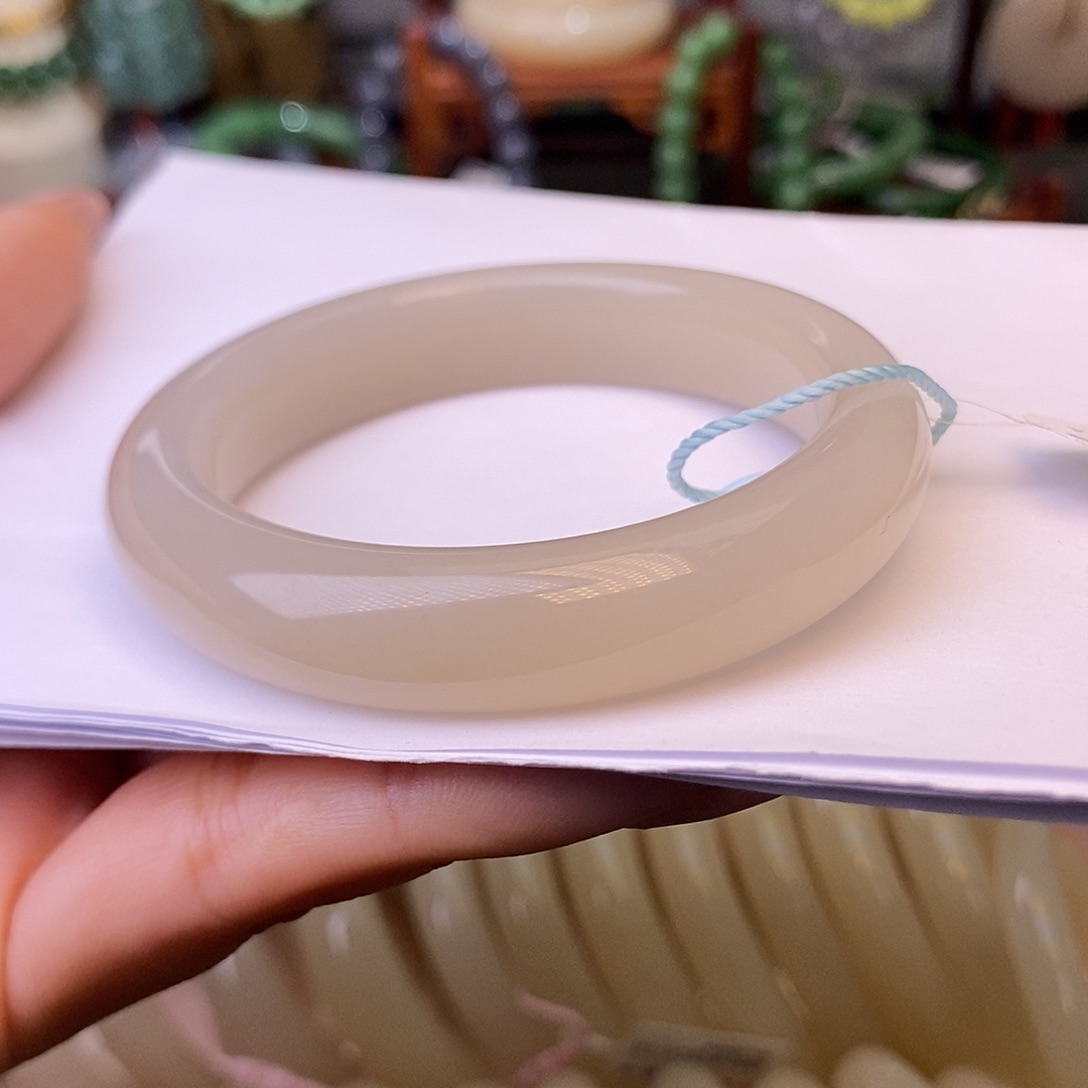 和田玉藕粉老料收藏手镯53.5圈未镶嵌暖*杨