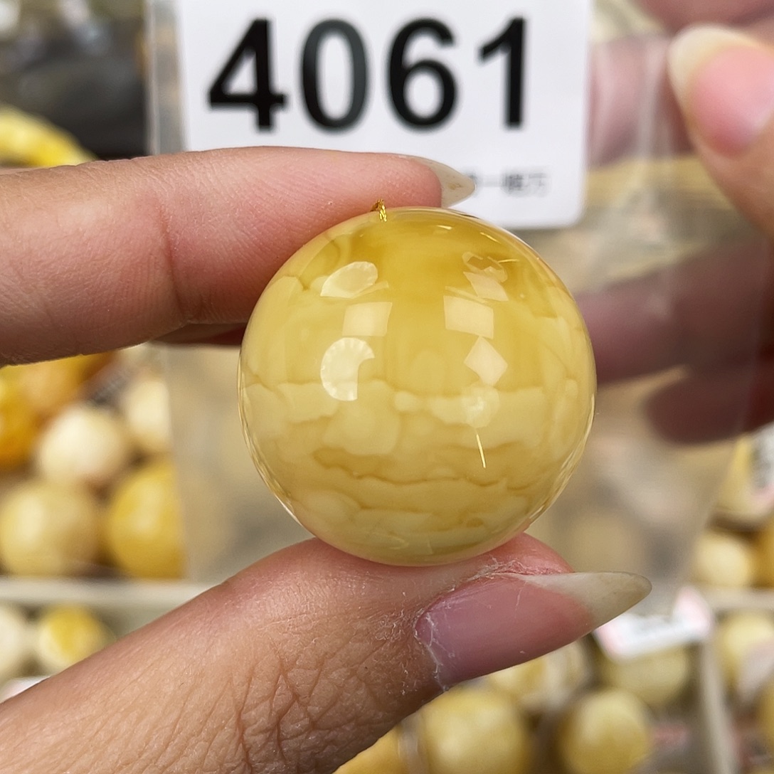 蜜蜡未镶嵌裸石27皮纹