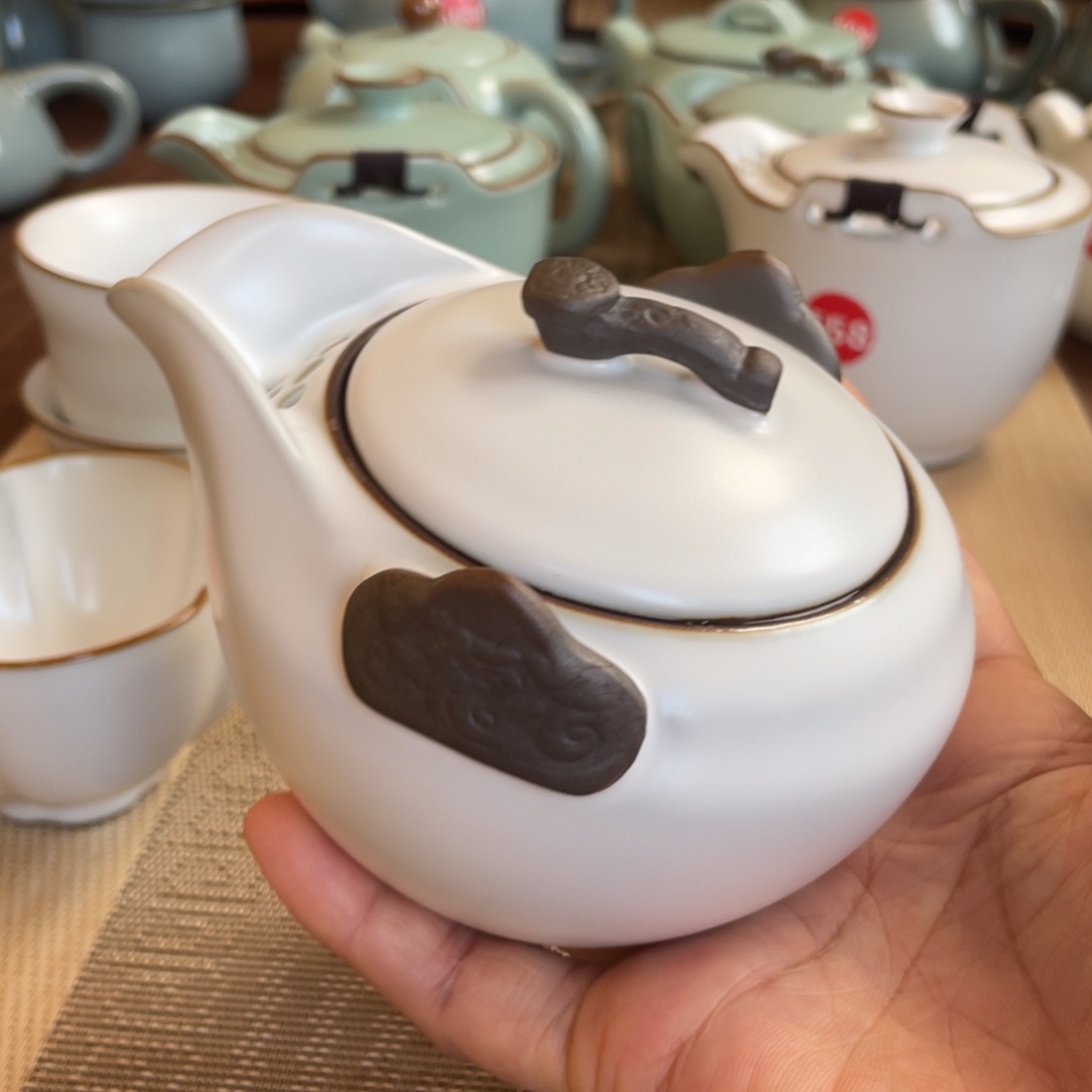 瓷片开播福利。。。。。。