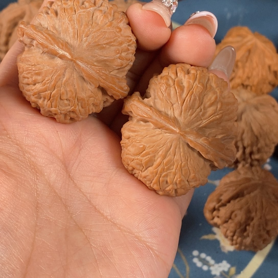 核桃 文玩核桃金锭元宝