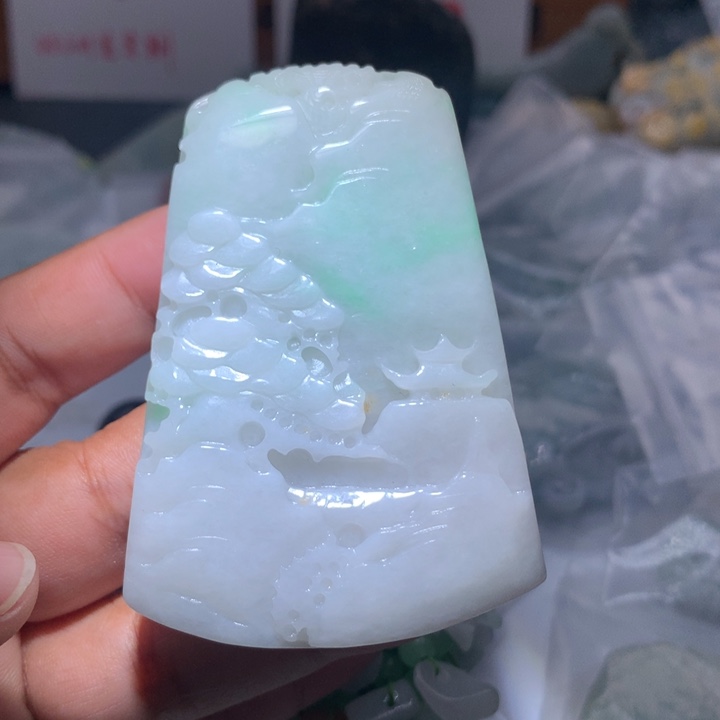 翡翠未镶嵌颈饰保真天然A货翡翠