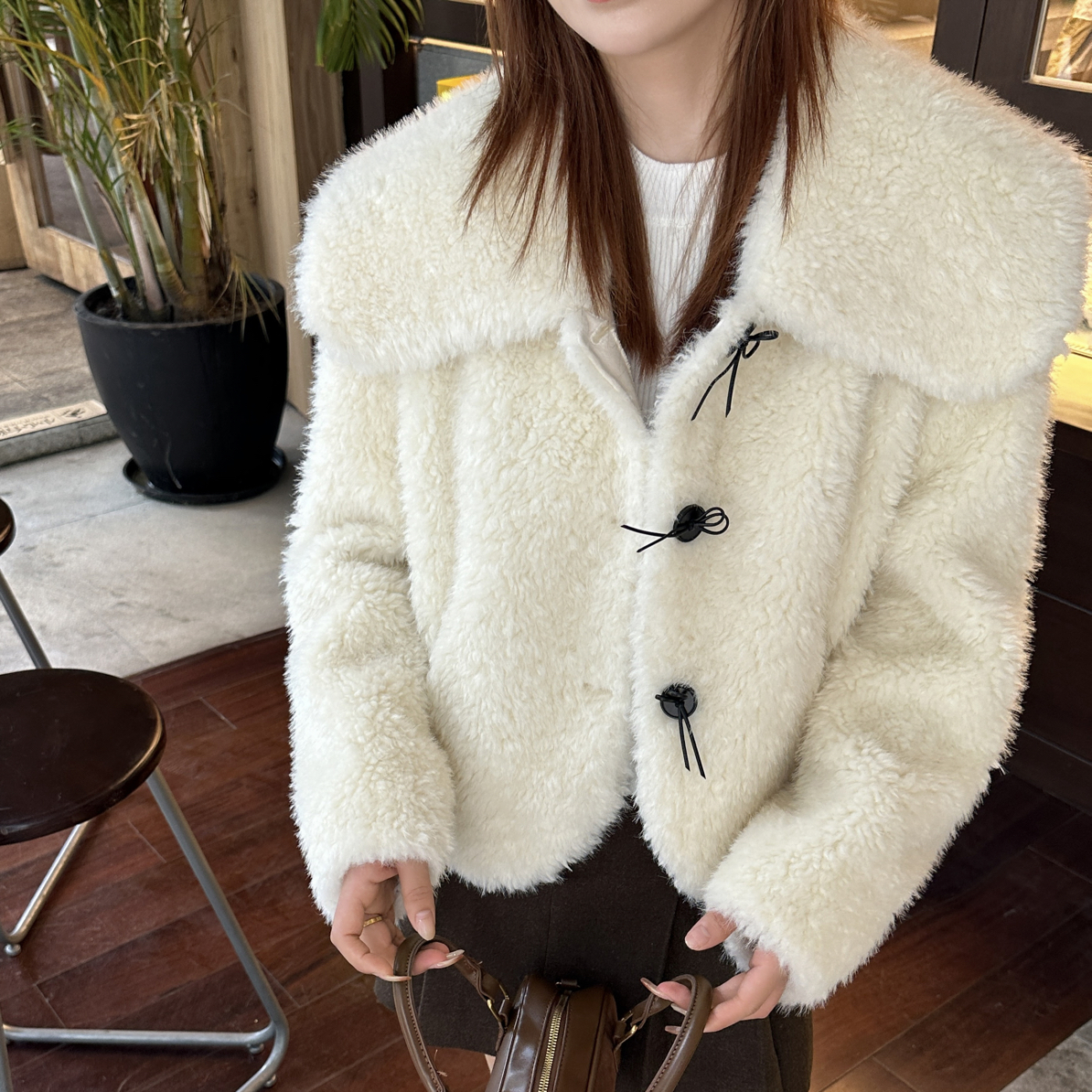 芊25613翻领开衫设计秋冬季时尚短外套上衣女小香风百搭