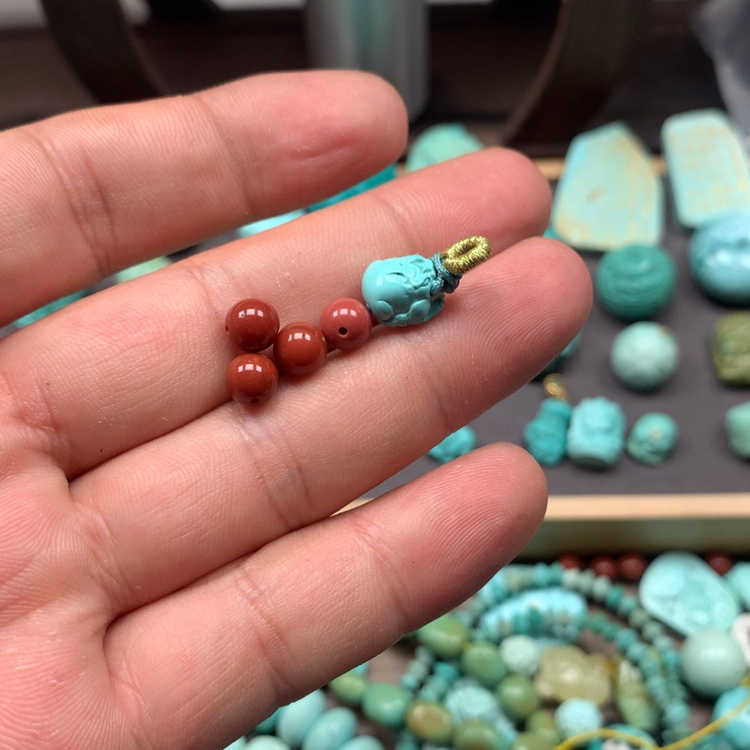 南红玛瑙雕刻未镶嵌