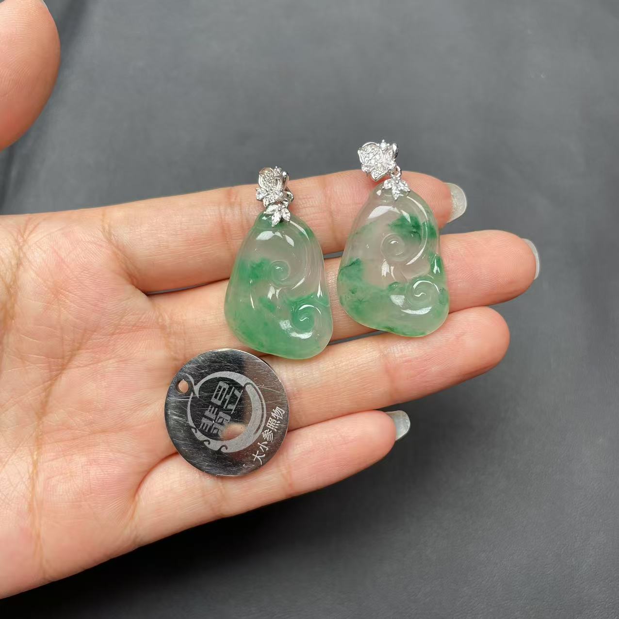 38325T06-3B01-非洲翠吊坠/镶S925银扣-/多样性发其一