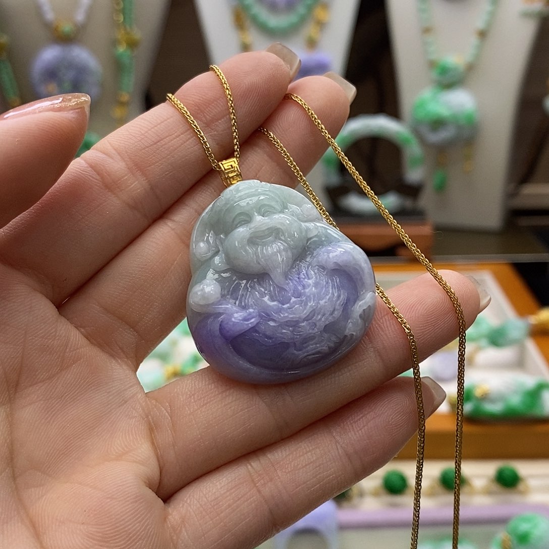 颈饰未镶嵌翡翠天然