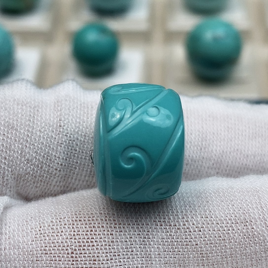 绿松石配饰未镶嵌