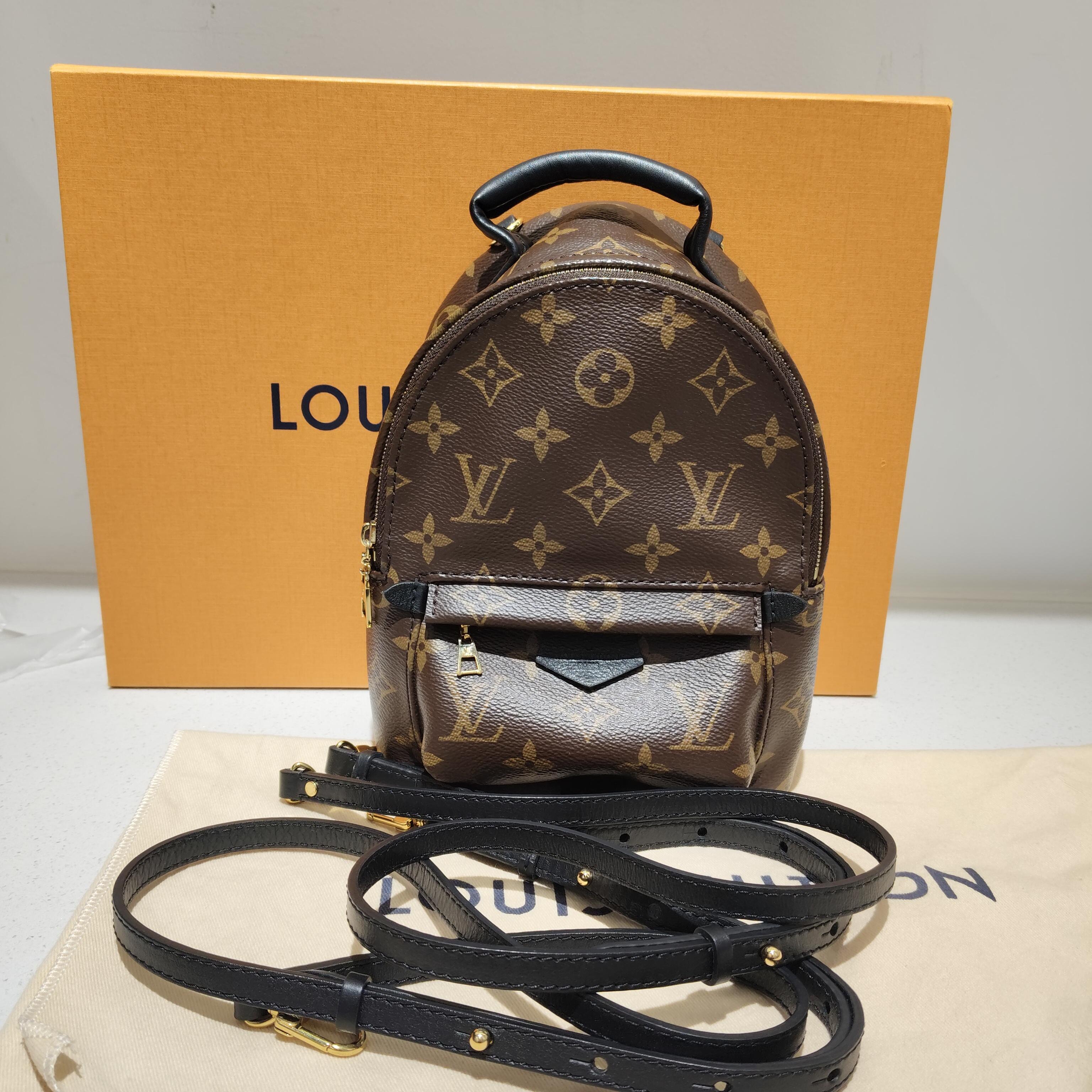 99新 LouisVuitton/路易威登 迷你双肩背