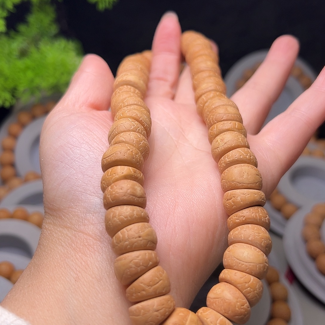 无***白凤眼菩提吊坠菩提