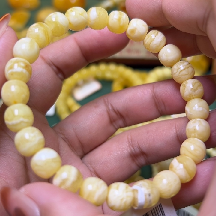 蜜蜡未镶嵌珠宝奇石