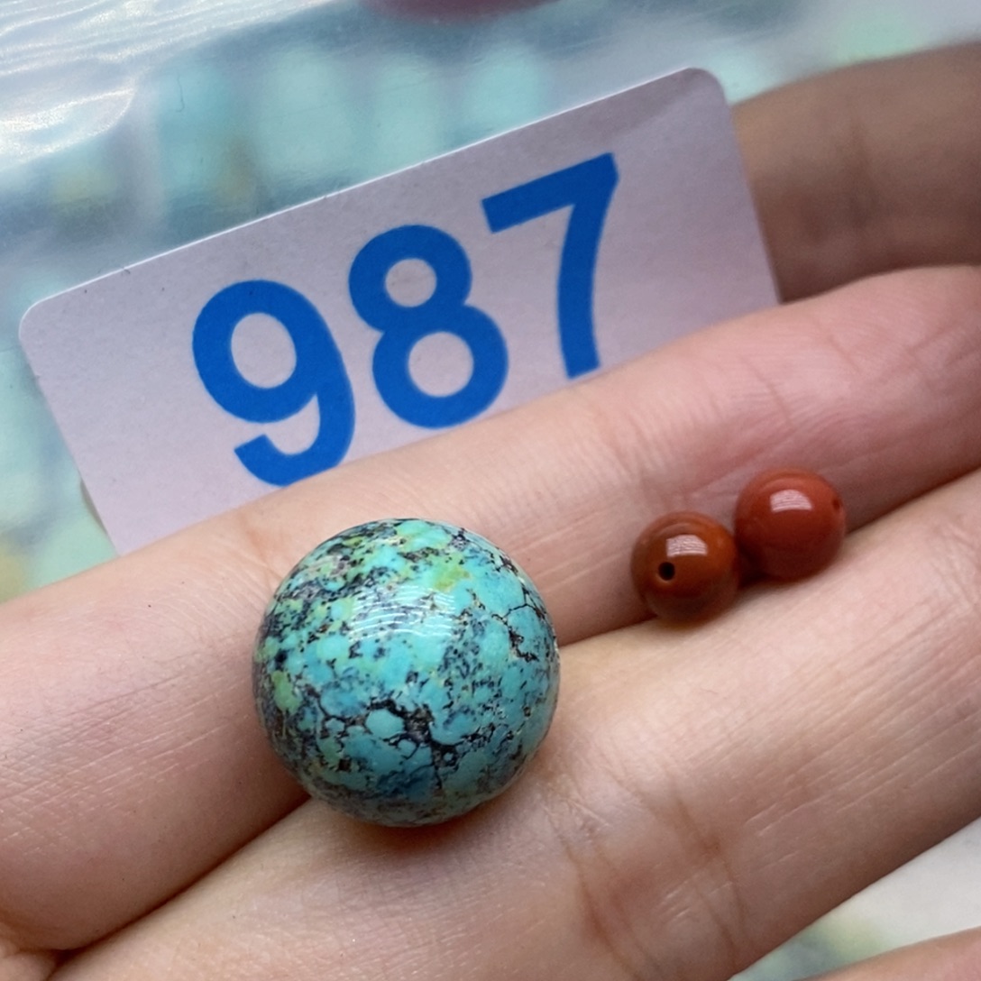 南红玛瑙未镶嵌珠宝奇石