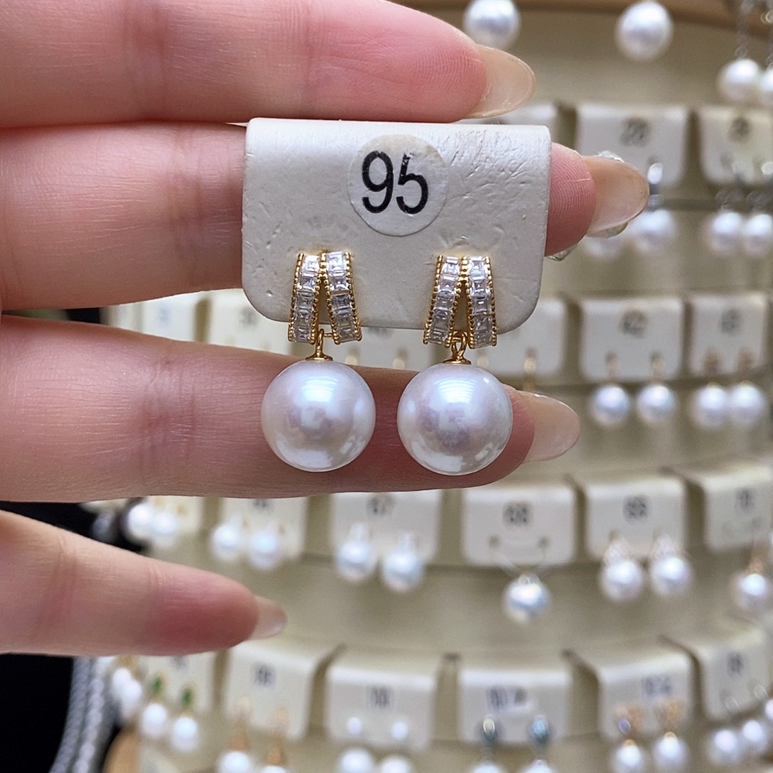 银S925镶嵌耳饰淡水珍珠