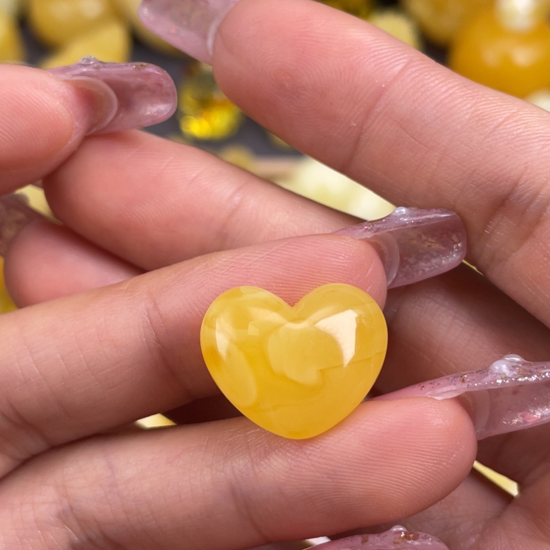 琥珀裸石未镶嵌蜜蜡