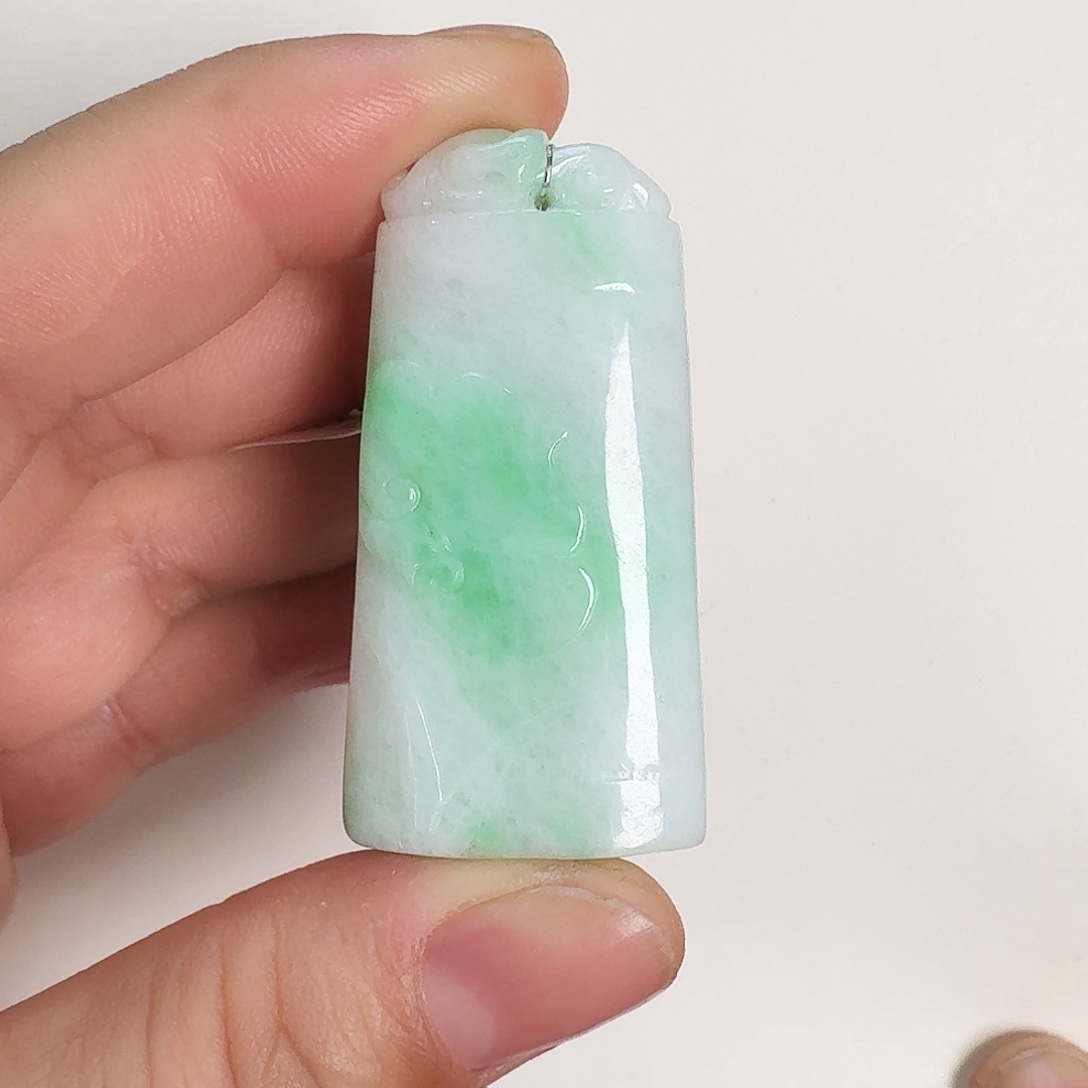 翡翠颈饰未镶嵌竹节