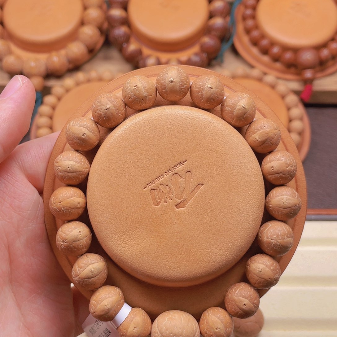 凤眼菩提手串厚皮壳12尺寸