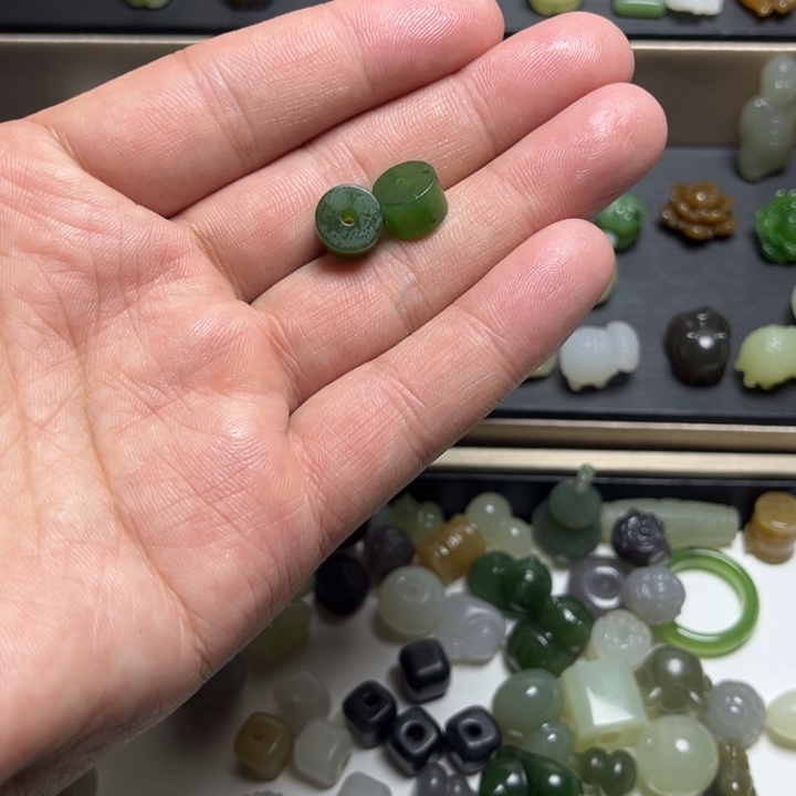 澹***凌和田玉未镶嵌手链