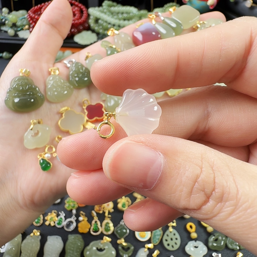 玛瑙/玉髓银S925镶嵌颈饰