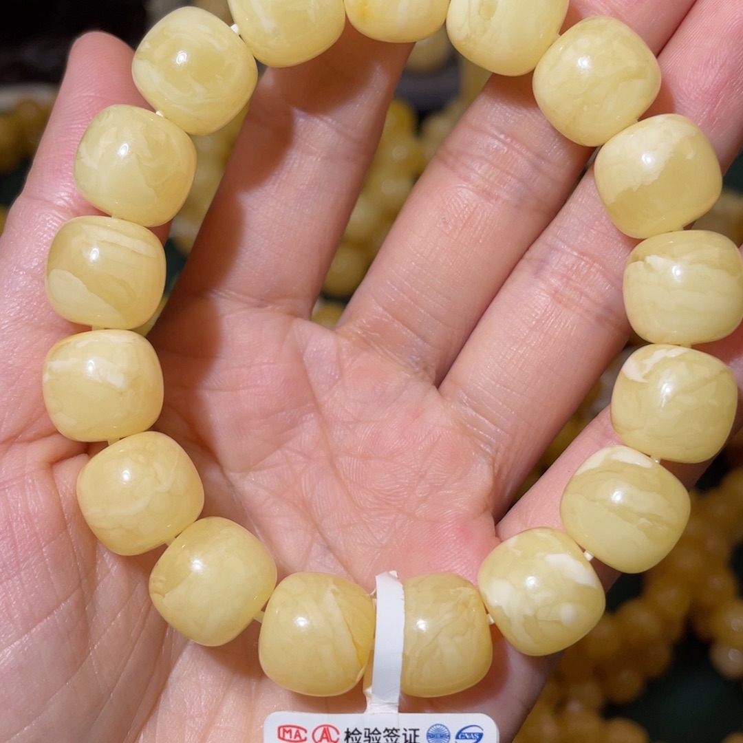 蜜蜡未镶嵌珠宝奇石13*12mm 23.6克