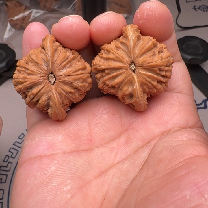 桃核把件山地磨盘41尺9