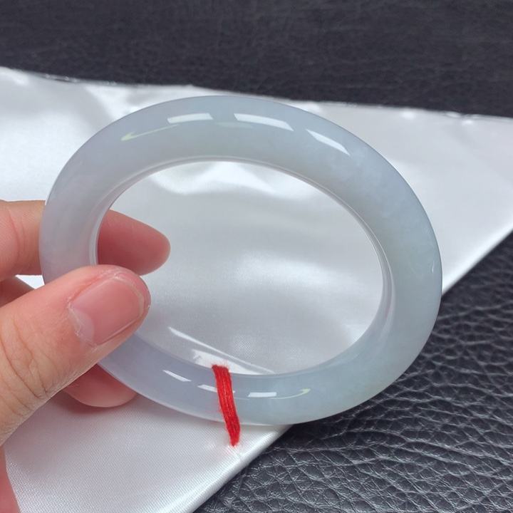 翡翠手镯（圆镯）未镶嵌