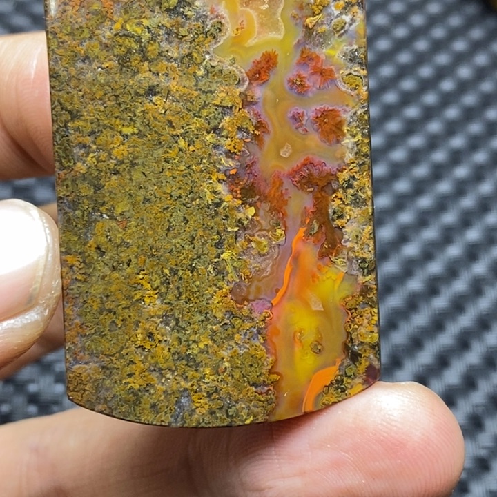 玛瑙/玉髓颈饰未镶嵌绿***湾